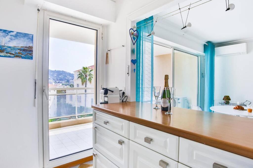 Bright One Bdrm A/c-swimming Pool/congress By Olidesi Appartement